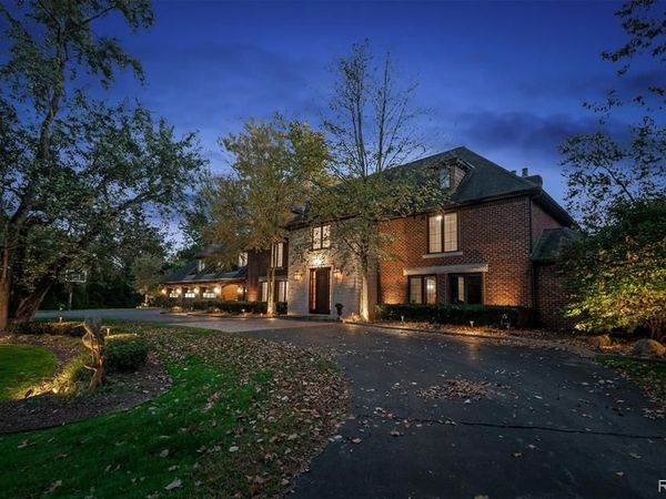 25325 Devon Lane, Franklin Vlg, MI 48025