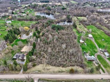 Ray Road , Fenton Twp, MI 48430