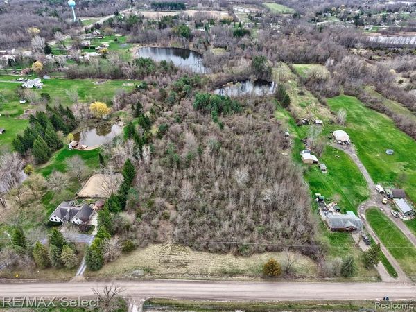Ray Road, Fenton Twp, MI 48430