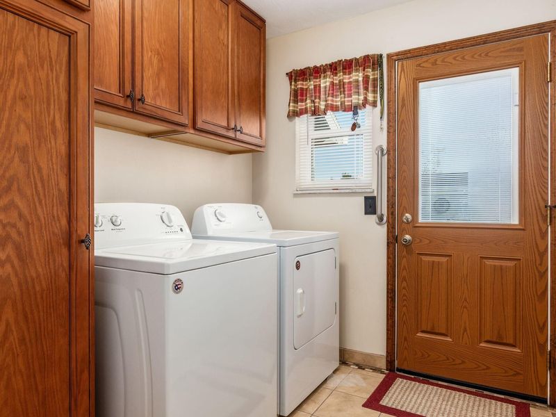 1200 Spring Valley Road, London, OH 43140 Photo 16