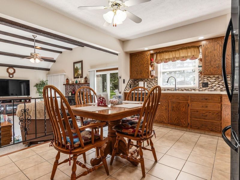 1200 Spring Valley Road, London, OH 43140 Photo 6