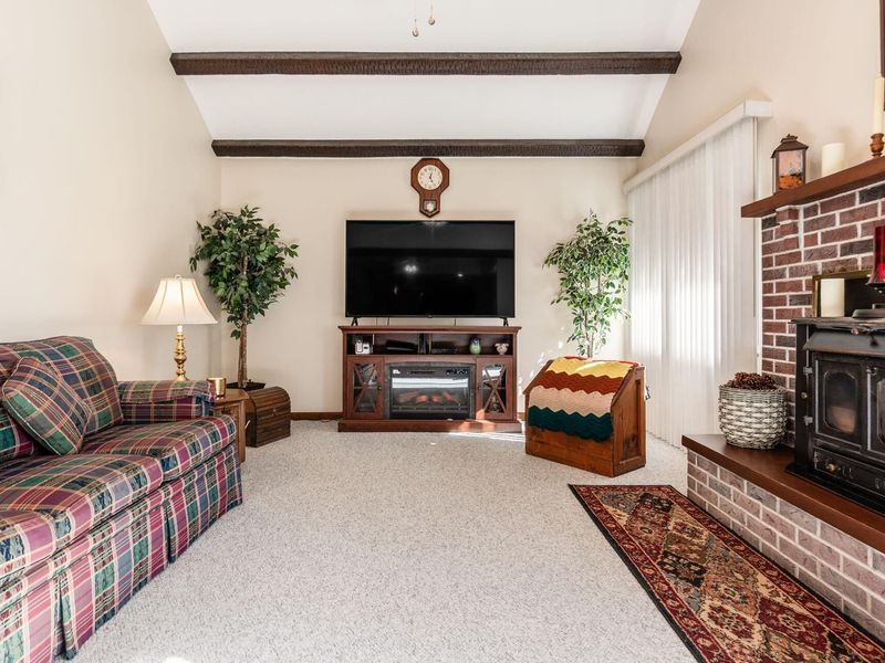 1200 Spring Valley Road, London, OH 43140 Photo 7