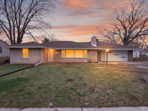 3229 Blackstone Avenue, ROCKFORD, IL 61101