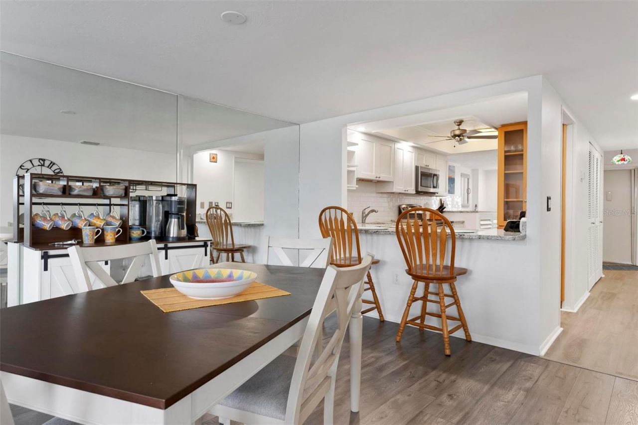 8767 Midnight Pass Road, Unit 505F, Sarasota, FL 34242 Photo