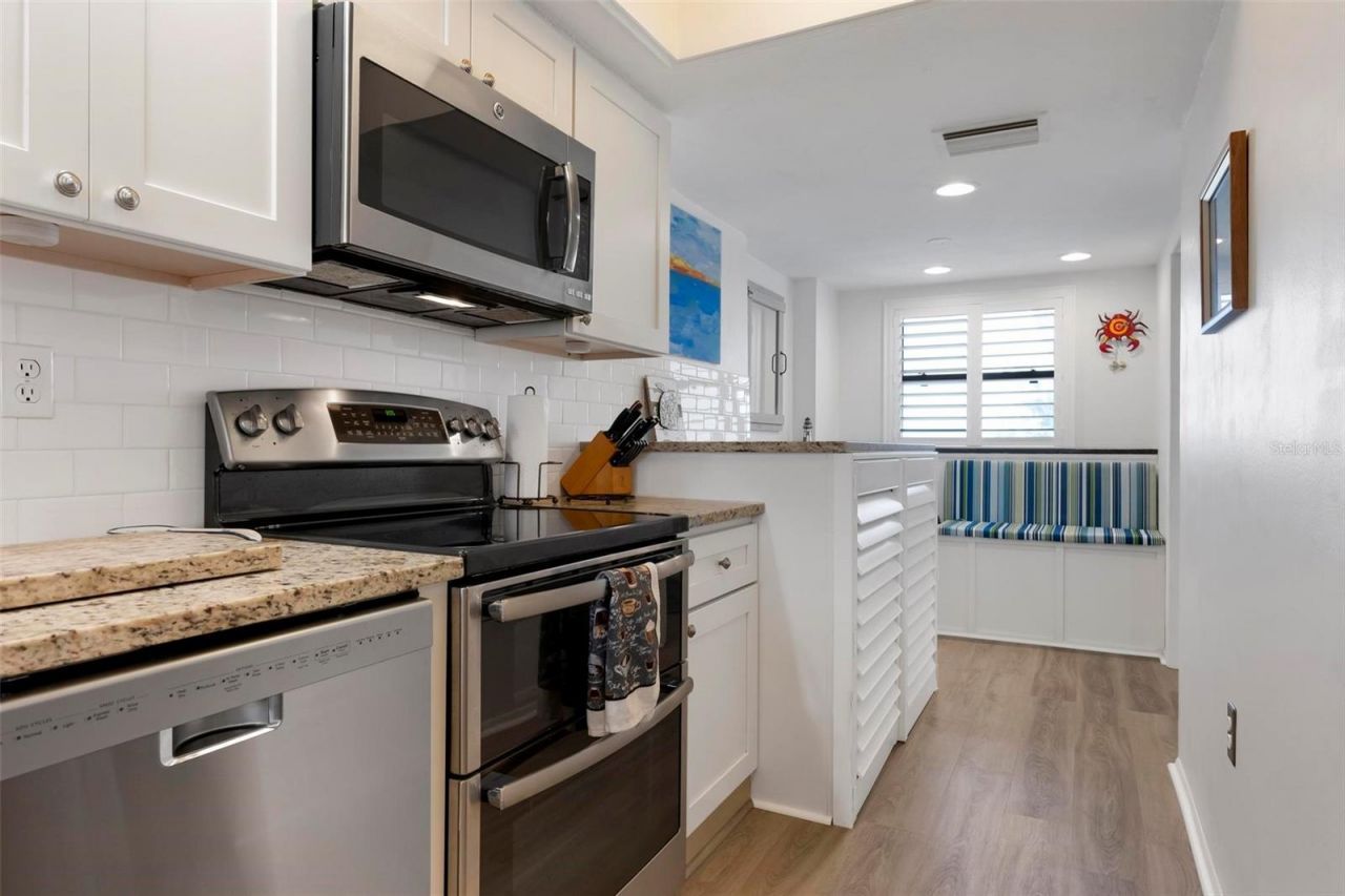 8767 Midnight Pass Road, Unit 505F, Sarasota, FL 34242 Photo