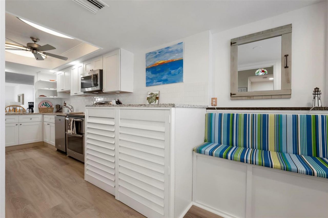 8767 Midnight Pass Road, Unit 505F, Sarasota, FL 34242 Photo