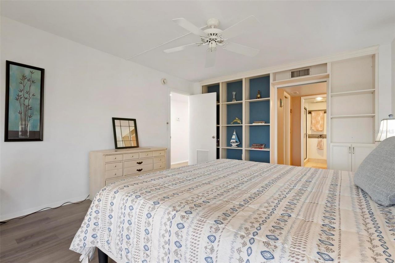 8767 Midnight Pass Road, Unit 505F, Sarasota, FL 34242 Photo