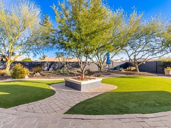 17203 N LIME ROCK Drive, Sun City, AZ 85373