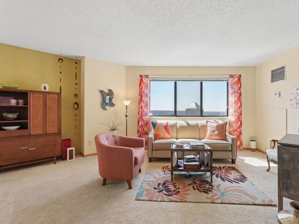 78 10th Street E, Unit 2702, Saint Paul, MN 55101