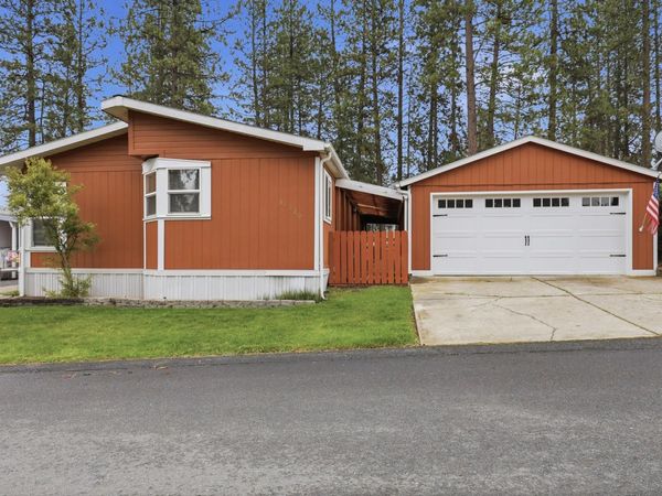 14820 N Chesapeake Ln, Mead, WA 99021