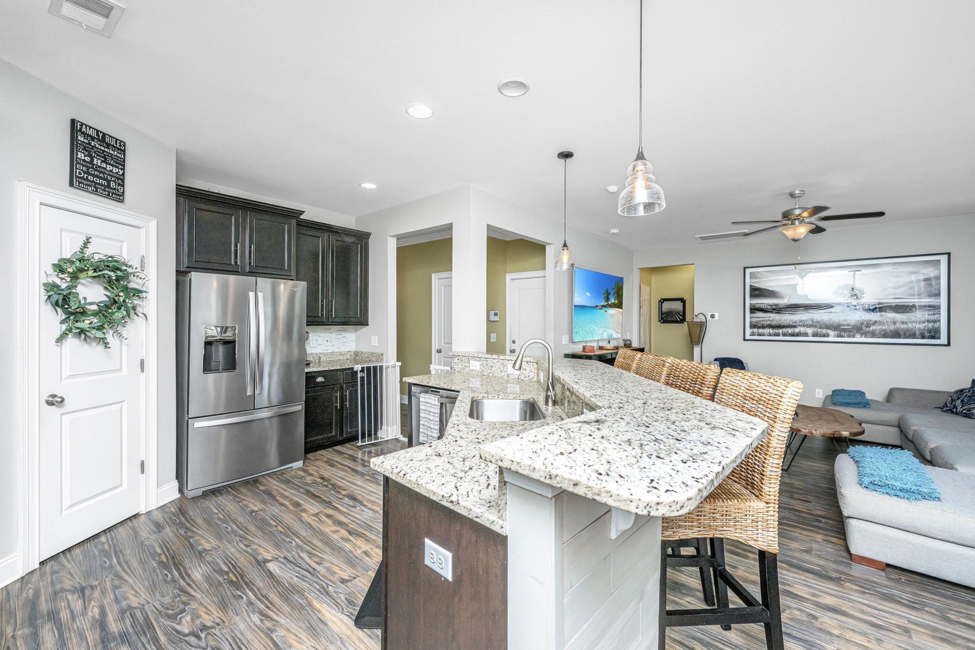 403 Spectrum Road Photo 11