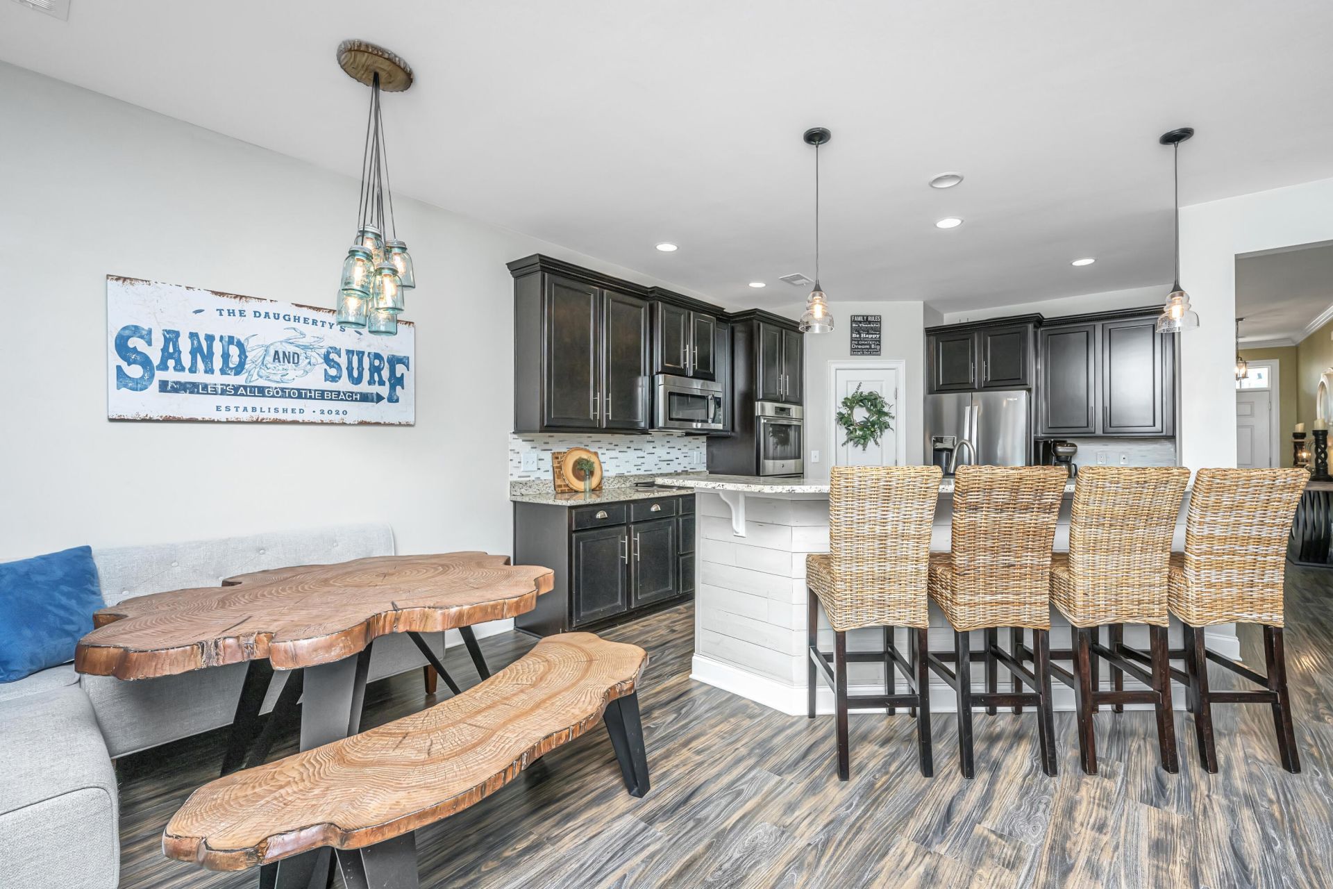 403 Spectrum Road Photo 14