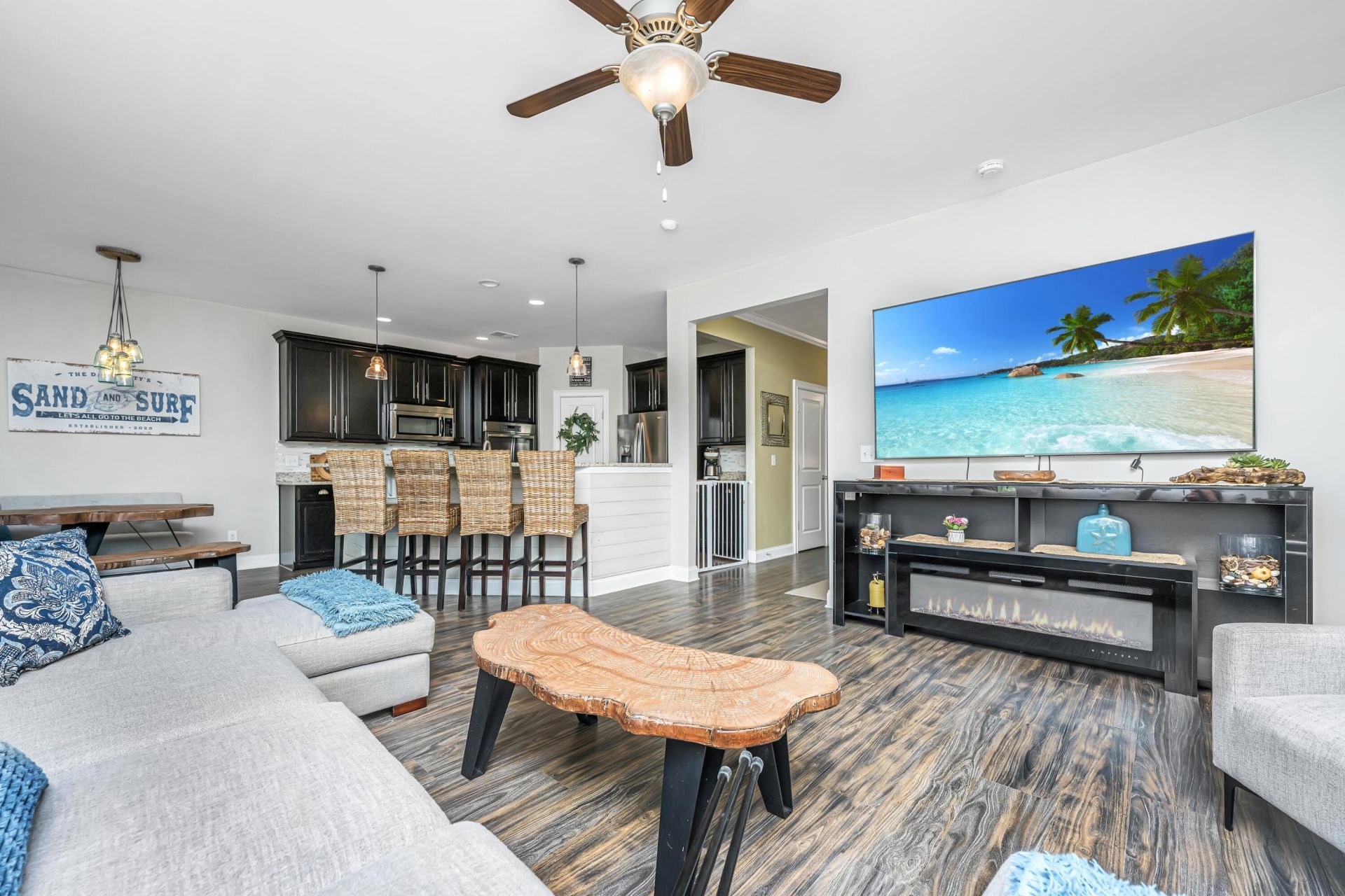 403 Spectrum Road Photo 18