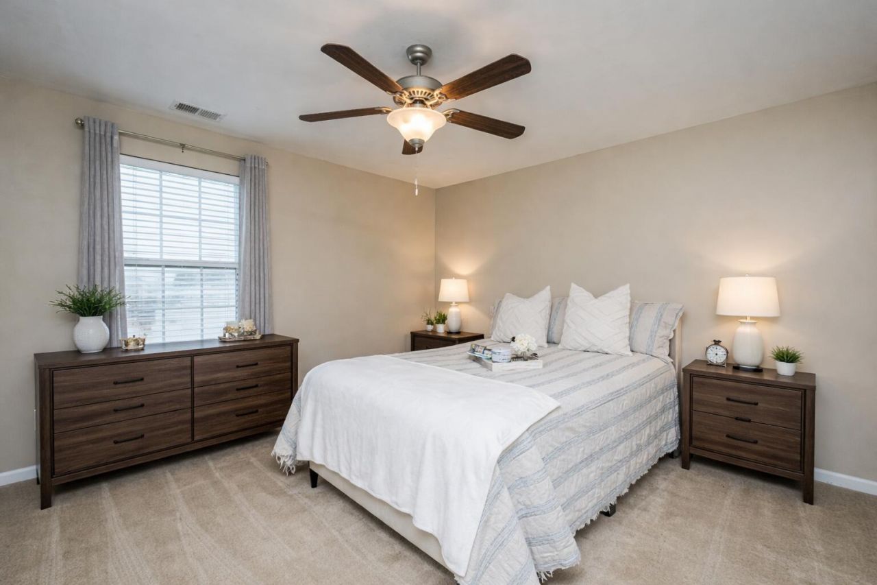 403 Spectrum Road Photo 32