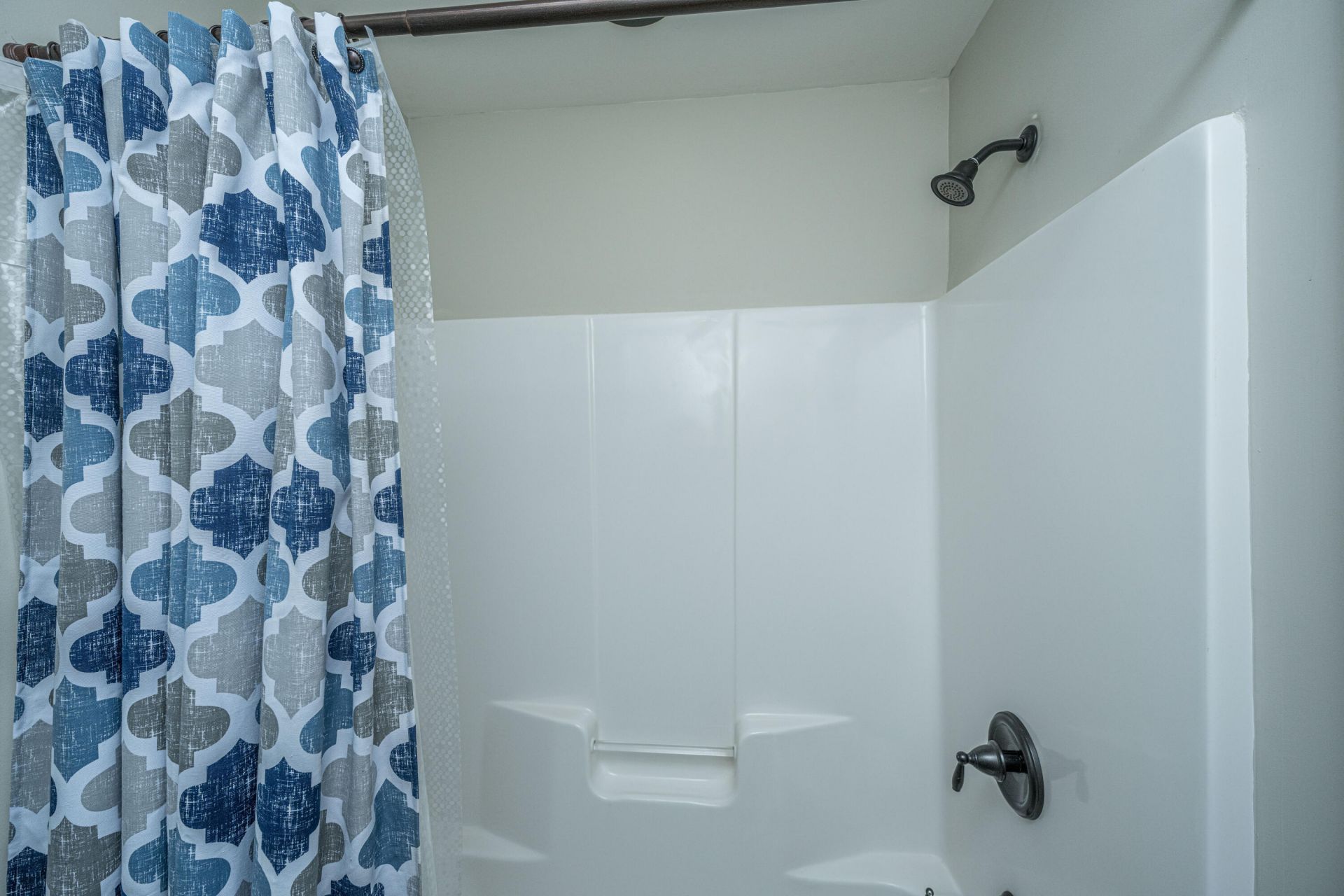 403 Spectrum Road Photo 34