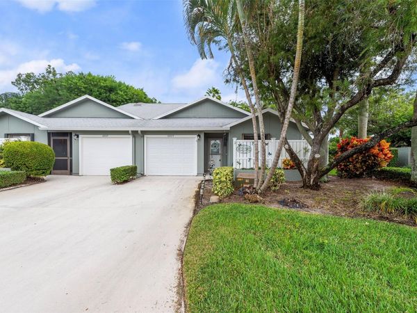 6809 SE Yorktown Drive, Hobe Sound, FL 33455