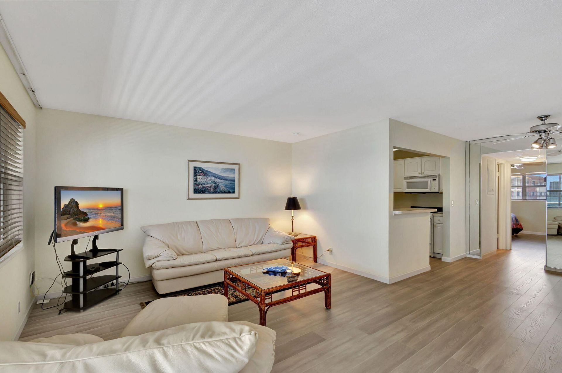 100 Shore Court, Unit 210, North Palm Beach, FL 33408 Photo