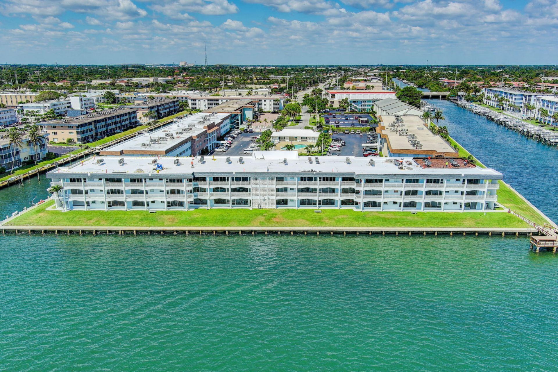 100 Shore Court, Unit 210, North Palm Beach, FL 33408 Photo