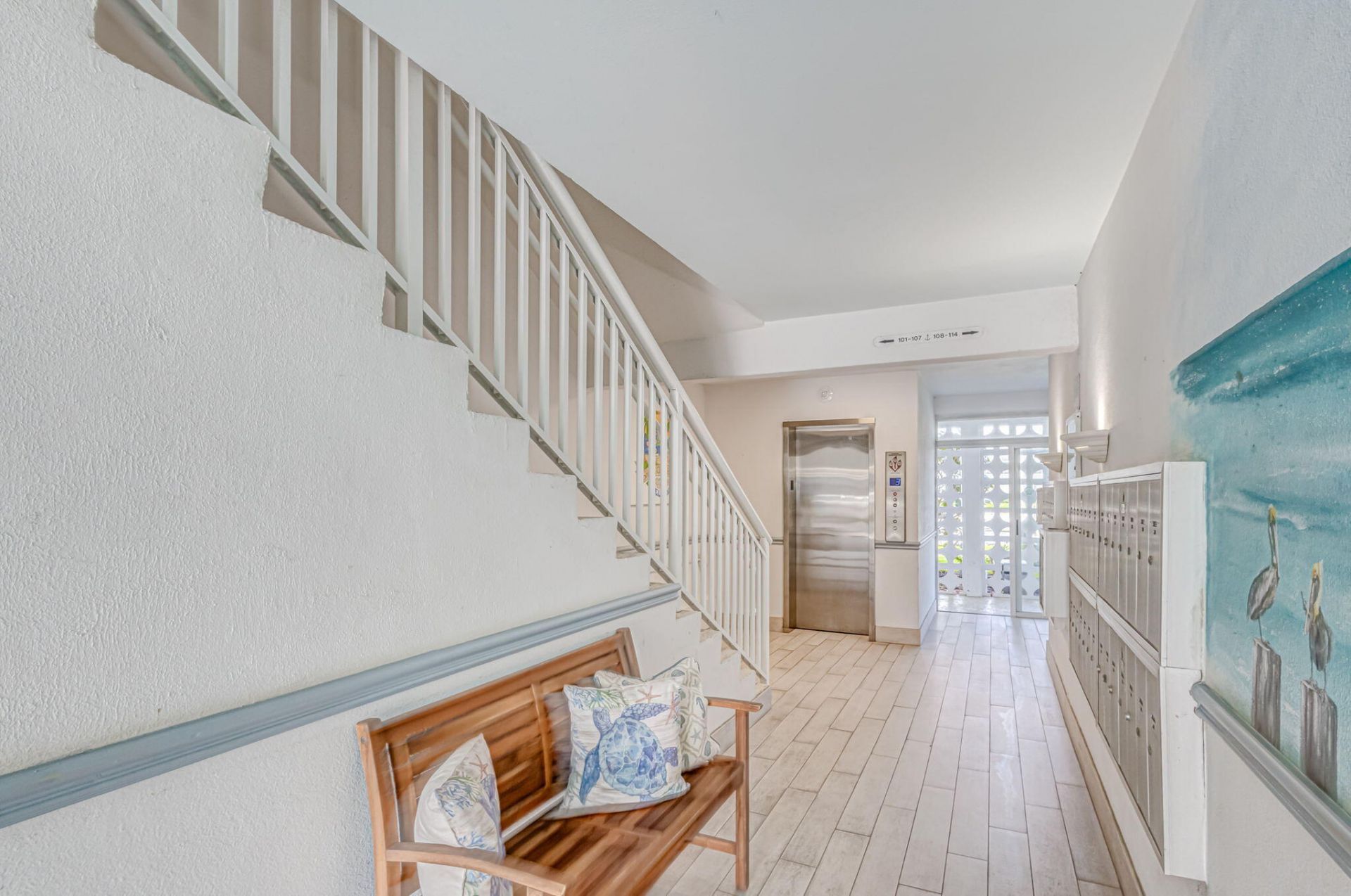 100 Shore Court, Unit 210, North Palm Beach, FL 33408 Photo