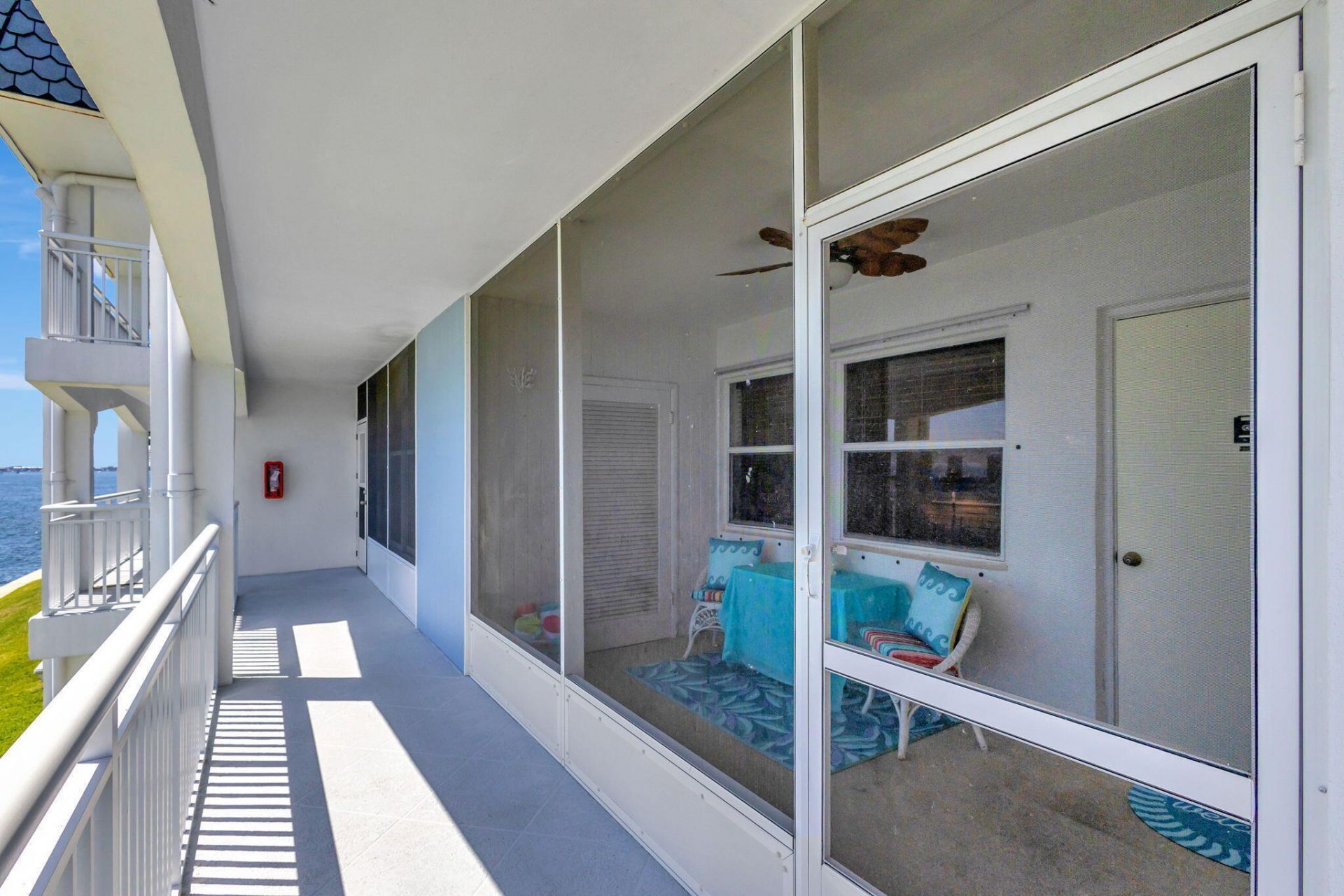 100 Shore Court, Unit 210, North Palm Beach, FL 33408 Photo