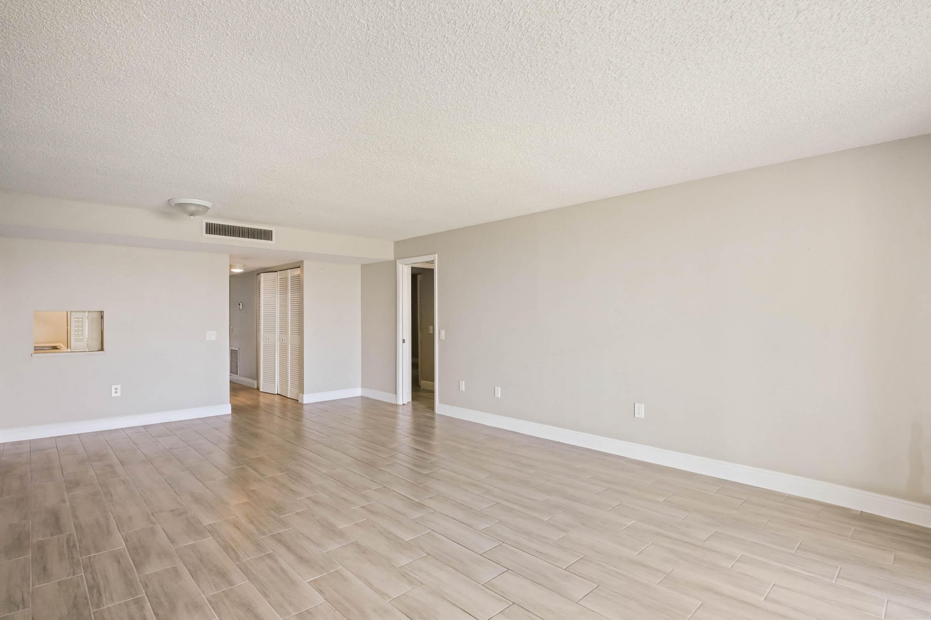 4254 Deste Court, Unit 208, Lake Worth, FL 33467 Photo