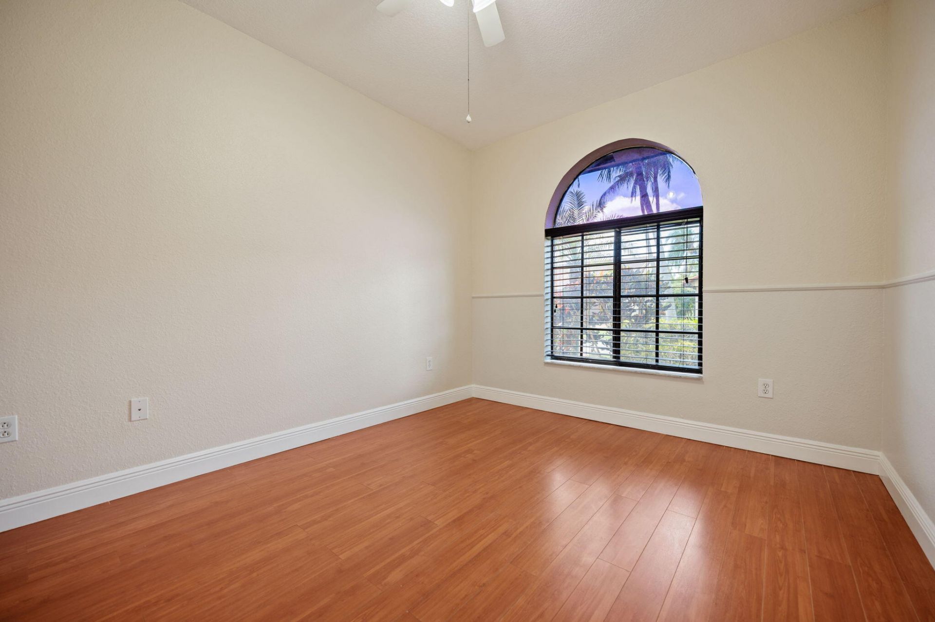 7039 Golf Pointe Circle, Tamarac, FL 33321 Photo