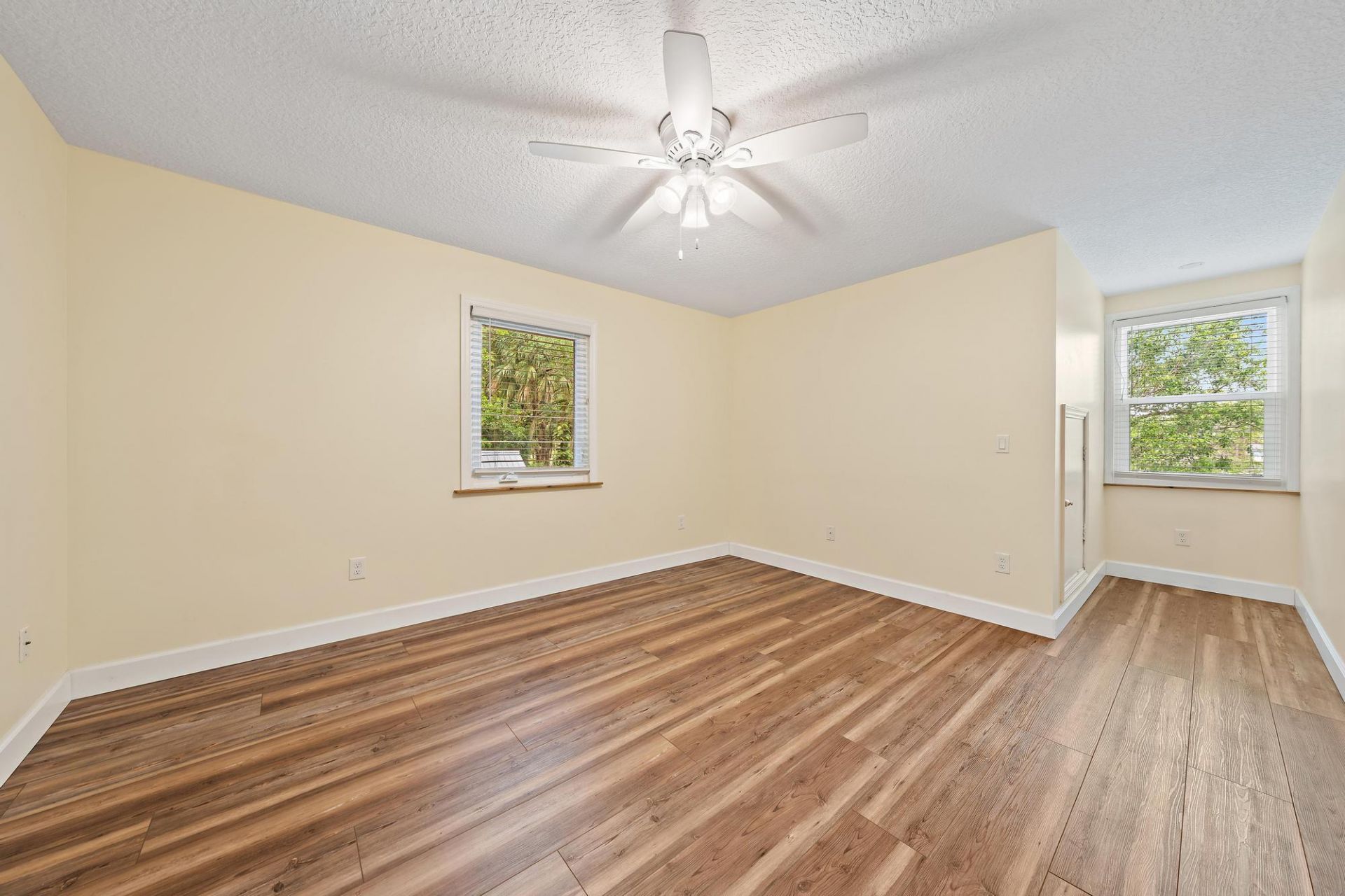 15740 N 99th St Street N, The Acreage, FL 33412 Photo