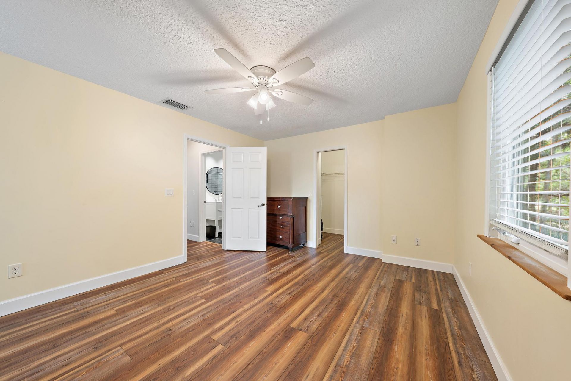 15740 N 99th St Street N, The Acreage, FL 33412 Photo