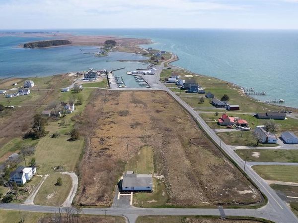 1603 STEAMBOAT WHARF , FISHING CREEK, MD 21634