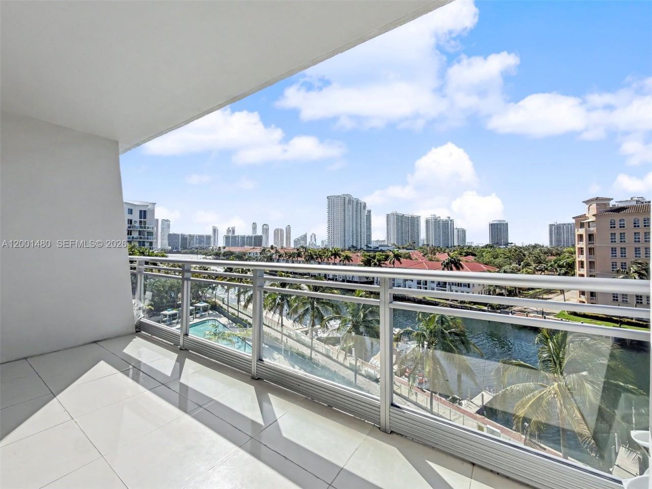 2950 NE 188th St, Unit 435, Aventura, FL 33180 Photo