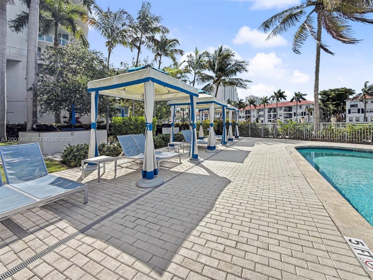 2950 NE 188th St, Unit 435, Aventura, FL 33180 Photo