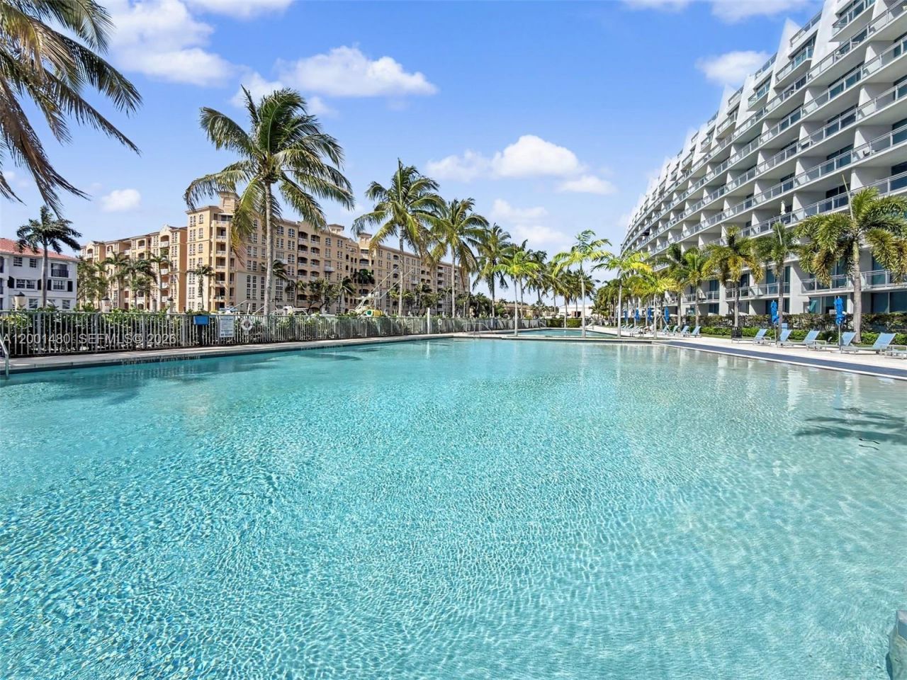 2950 NE 188th St, Unit 435, Aventura, FL 33180 Photo