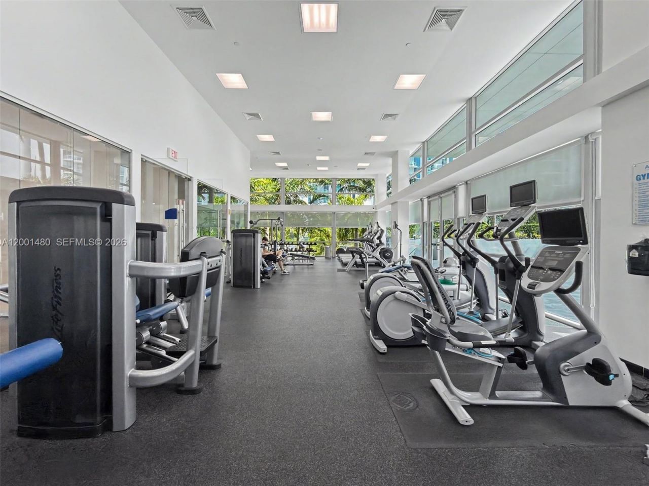 2950 NE 188th St, Unit 435, Aventura, FL 33180 Photo