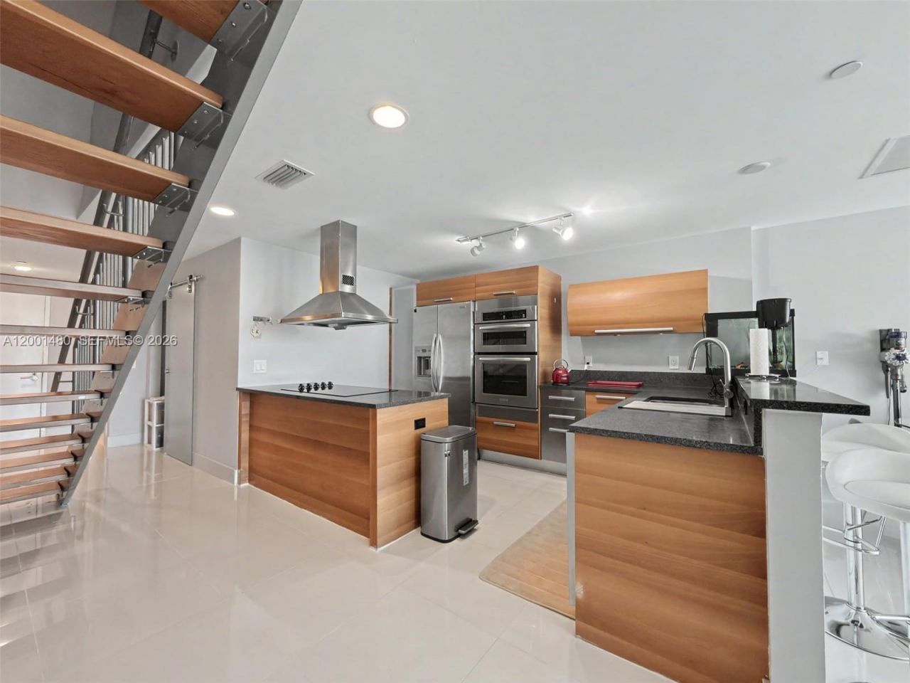 2950 NE 188th St, Unit 435, Aventura, FL 33180 Photo