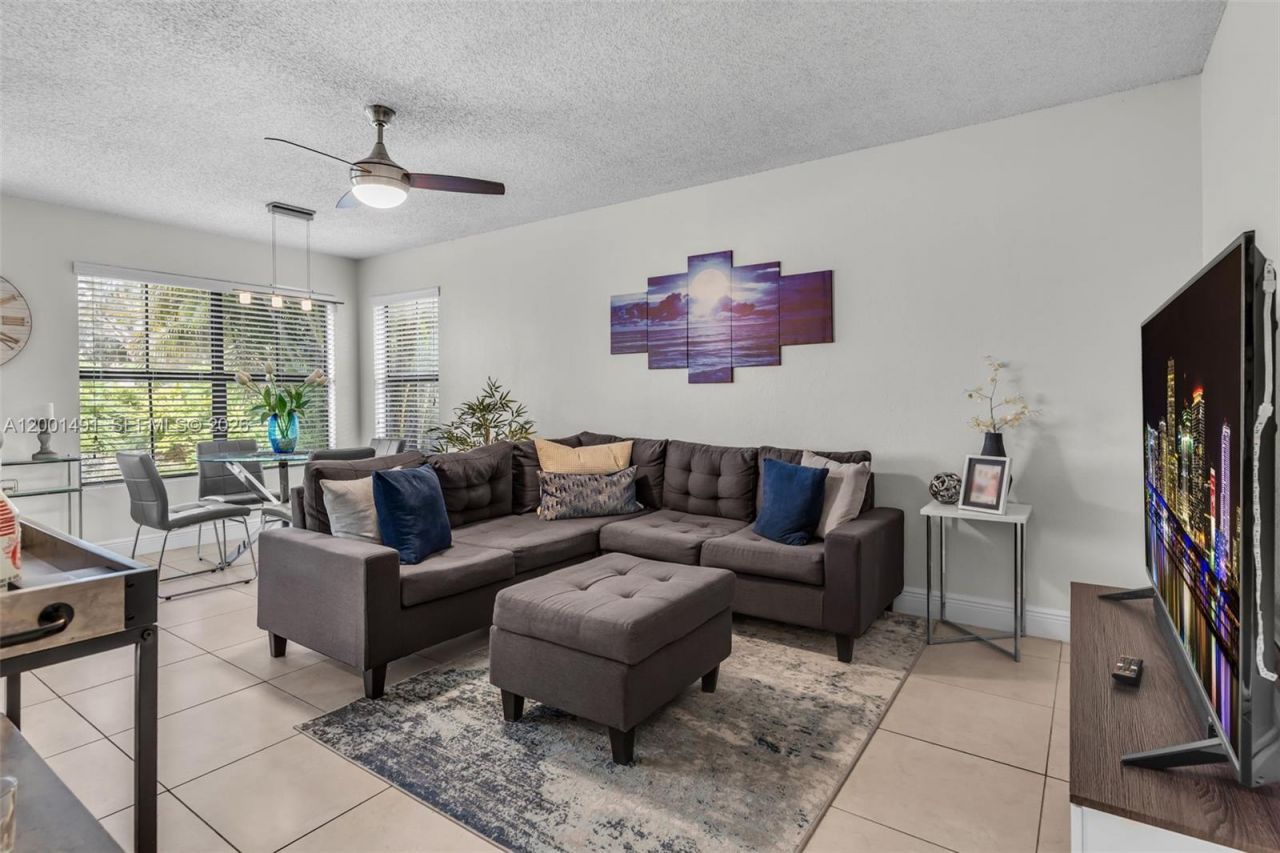 10680 SW 155th Pl, Unit 1405, Miami, FL 33196 Photo