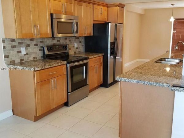 2750 N 34th Ave , Unit 9D, Hollywood, FL 33021