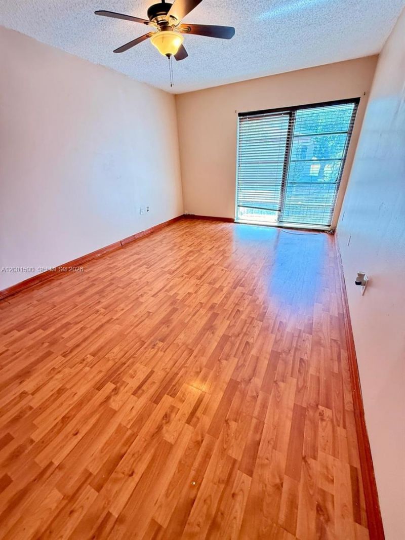 2750 N 34th Ave, Unit 9D, Hollywood, FL 33021 Photo