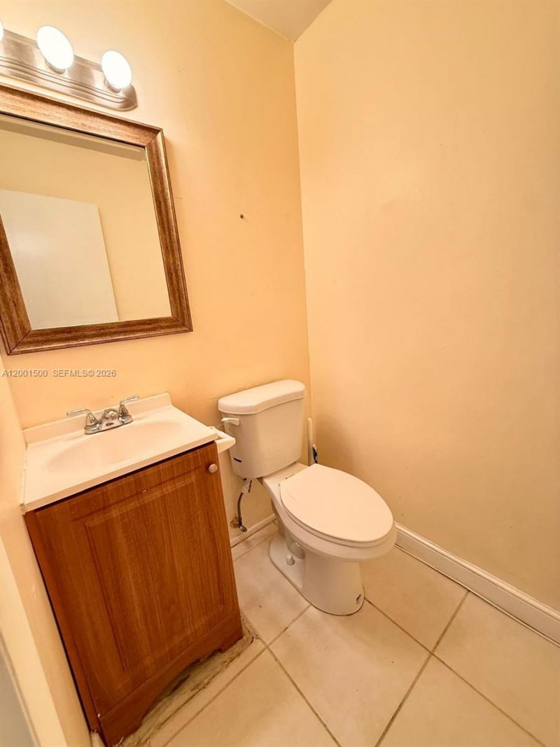 2750 N 34th Ave, Unit 9D, Hollywood, FL 33021 Photo