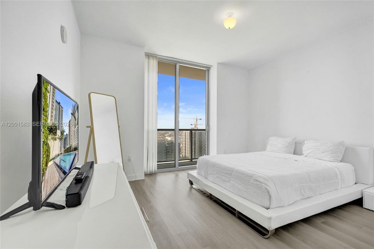 1111 SW 1st Ave, Unit 3514-N, Miami, FL 33130 Photo