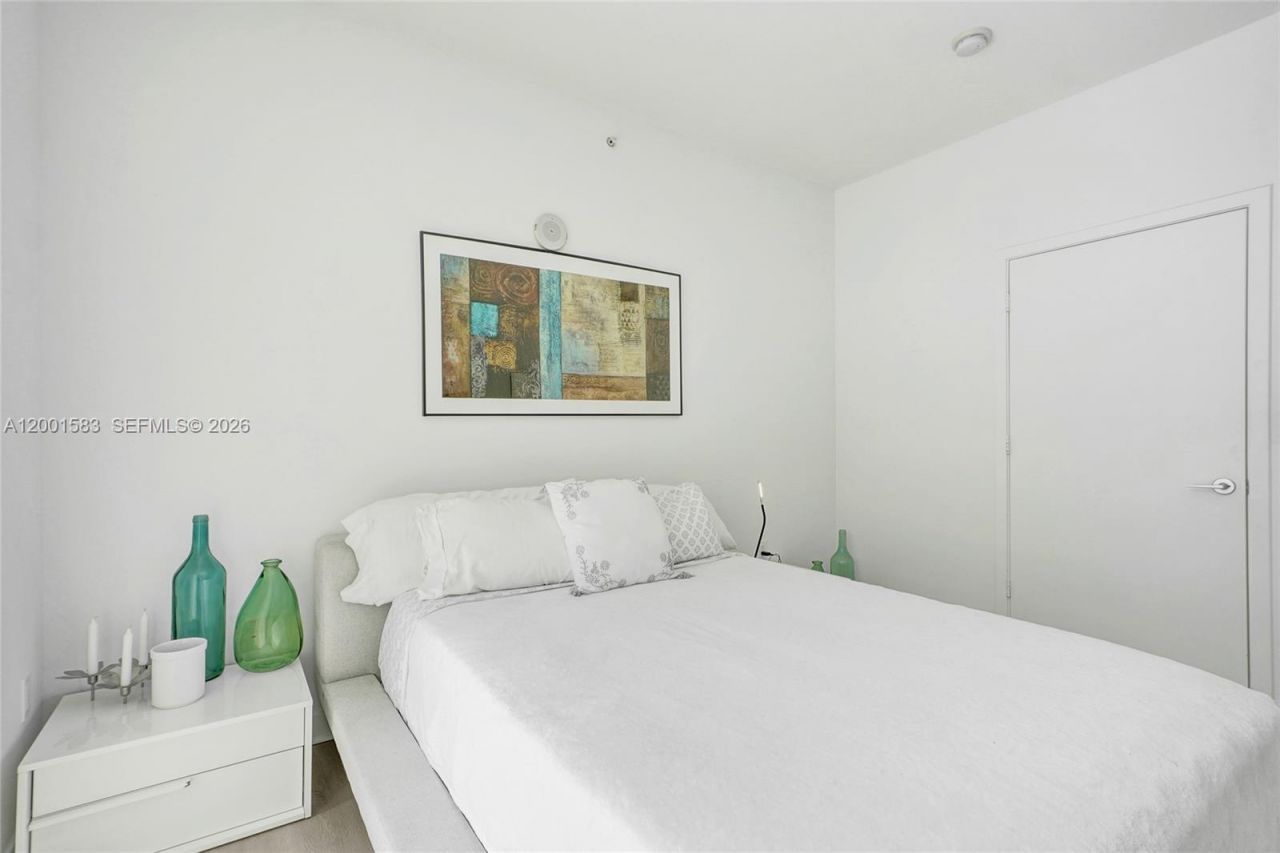 1111 SW 1st Ave, Unit 3514-N, Miami, FL 33130 Photo