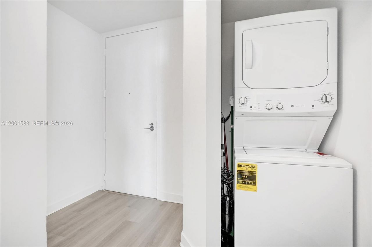1111 SW 1st Ave, Unit 3514-N, Miami, FL 33130 Photo