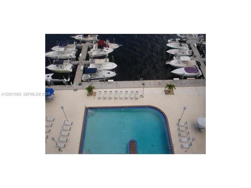 150 SE 25 Rd, Unit 8L, Miami, FL 33129 Photo
