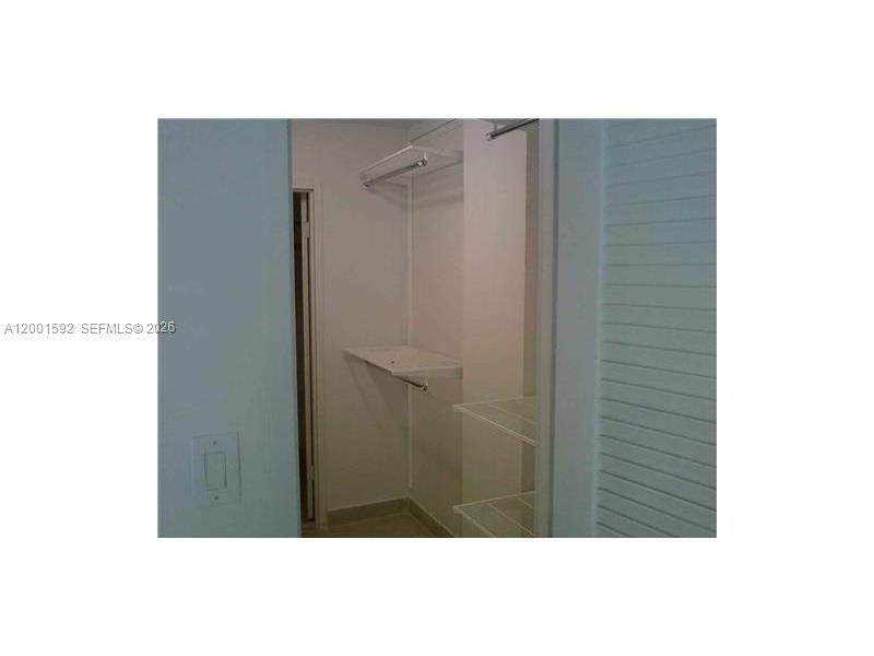 150 SE 25 Rd, Unit 8L, Miami, FL 33129 Photo