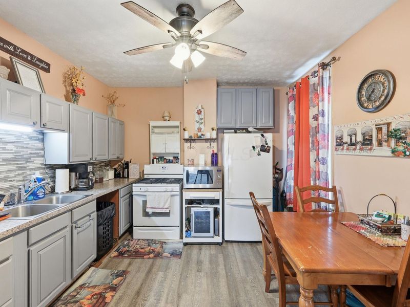 155 N Main Street, London, OH 43140 Photo 11