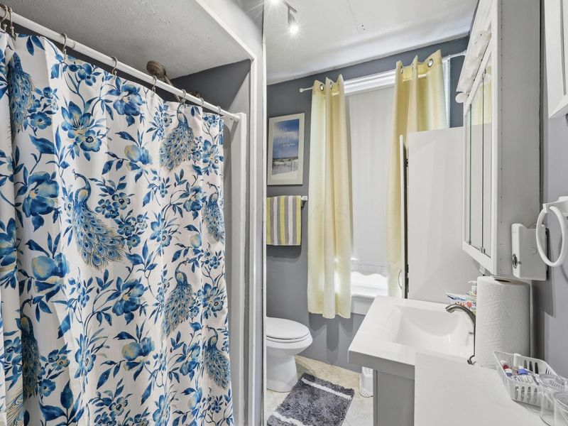 155 N Main Street, London, OH 43140 Photo 13