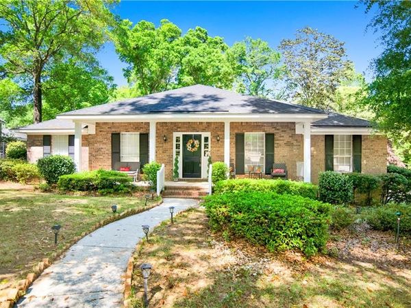 1104 Hanging Lantern Circle , Mobile, AL 36695