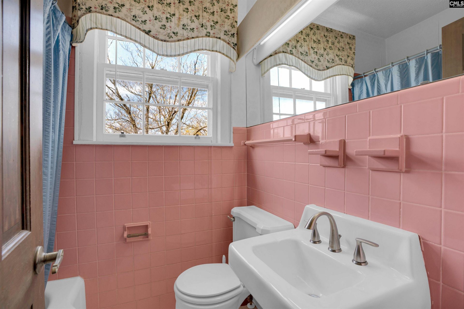 932 Toms Creek Road  Photo 33