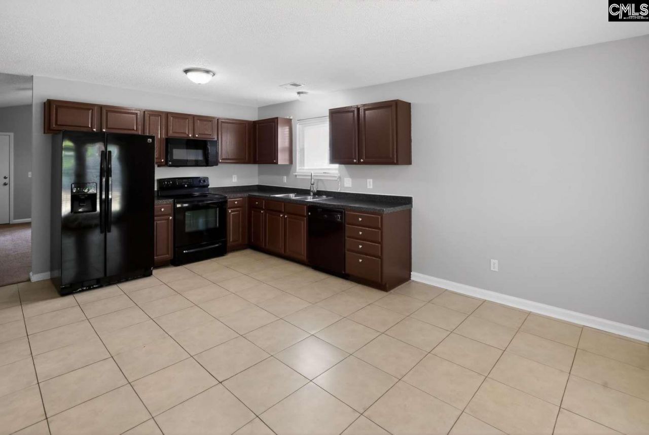 110 Drooping Leaf Drive  Photo 12