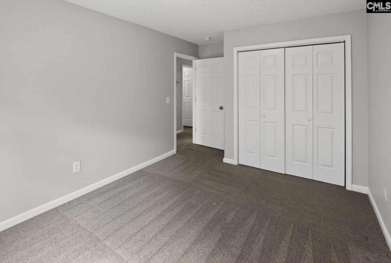 110 Drooping Leaf Drive  Photo 14