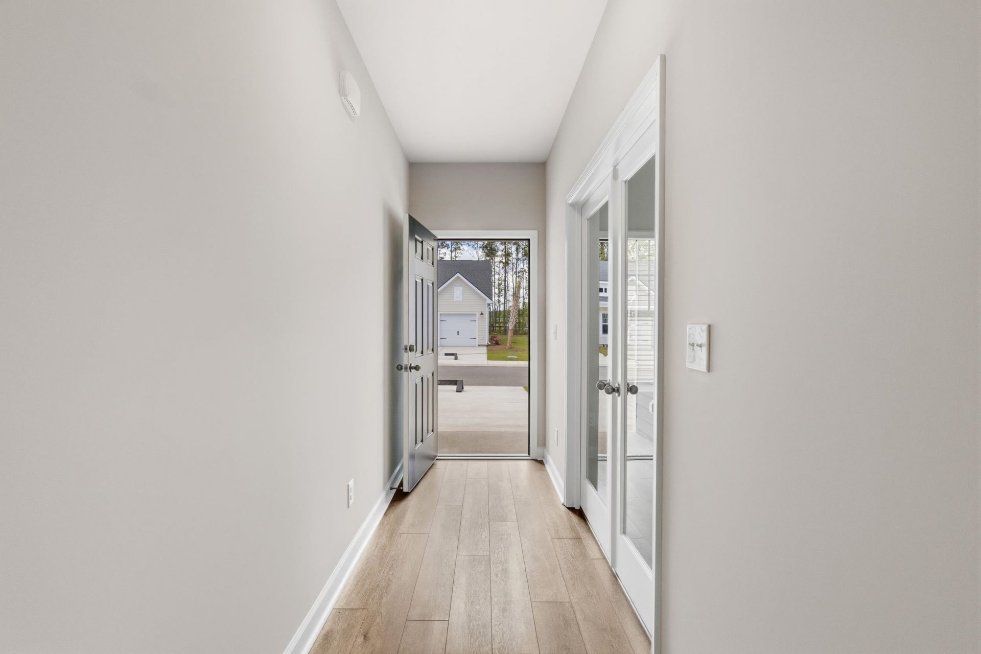 730 Ebb Tide Rd. Photo 17